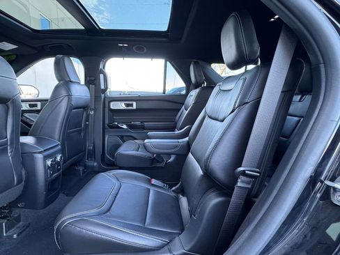 Used 2021 Ford Explorer ST w/ Equipment Group 401A image 29