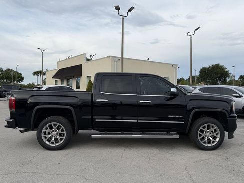 Used 2018 GMC Sierra 1500 SLT w/ Enhanced Driver Alert Package RWD image 4