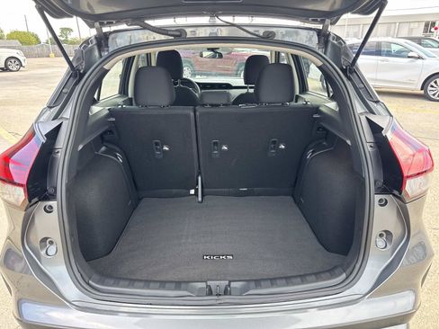 Used 2025 Nissan Kicks Play S FWD image 8