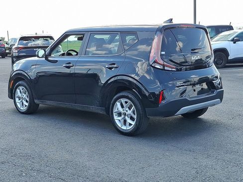 Certified 2024 Kia Soul LX w/ Option Group 015 FWD image 4