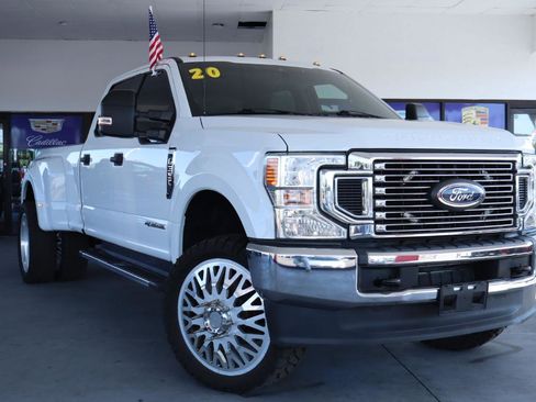 Used 2020 Ford F350 XL w/ STX Appearance Package AWD/4WD image 2