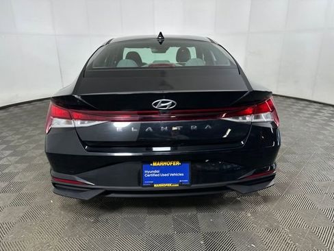 Used 2021 Hyundai Elantra SEL w/ Convenience Package image 4