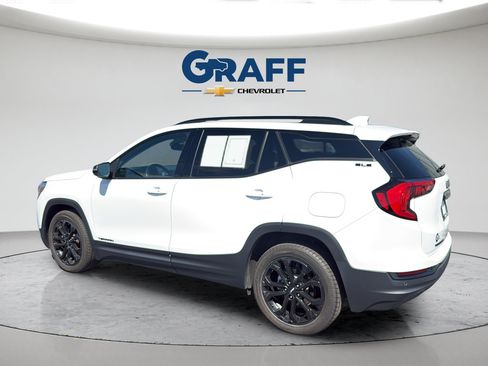 Used 2021 GMC Terrain SLE w/ Driver Convenience Package FWD image 4