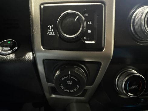 Used 2019 Ford F150 Lariat w/ Equipment Group 502A Luxury image 39