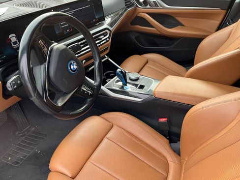 Used 2022 BMW i4 eDrive40 image 4