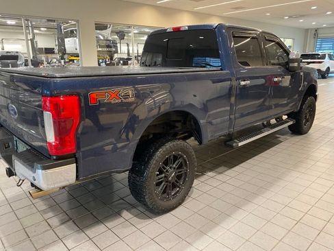 Used 2019 Ford F350 XLT w/ XLT Premium Package AWD/4WD image 5