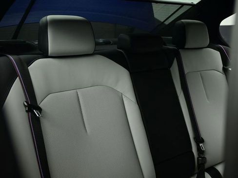 Used 2025 BMW M5 w/ Carbon Package image 69