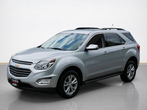Used 2017 Chevrolet Equinox LT w/ Convenience Package AWD/4WD image 7