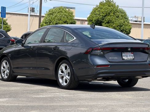 Used 2025 Honda Accord LX image 6