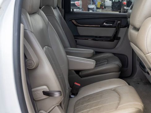 Used 2014 GMC Acadia Denali FWD image 26