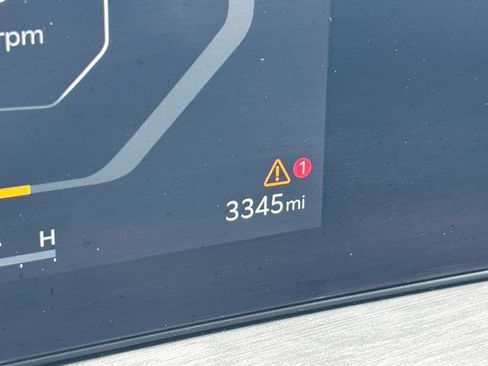 Used 2025 Kia Sorento SX image 32