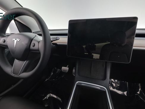 Used 2024 Tesla Model Y Performance AWD/4WD image 25