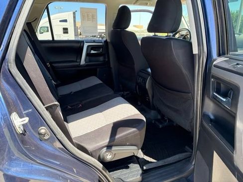 Used 2016 Toyota 4Runner SR5 AWD/4WD image 17