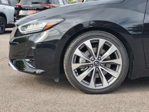Certified 2023 Nissan Maxima Platinum w/ Sport Mat Group FWD image 6