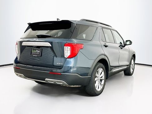 Used 2023 Ford Explorer XLT w/ Equipment Group 202A image 9