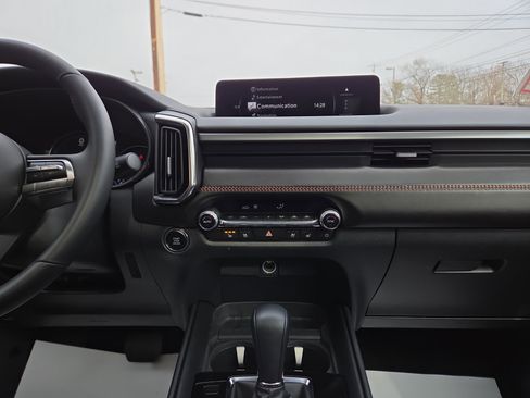 Certified 2025 MAZDA CX-50 AWD 2.5 S w/ Premium Plus Pkg image 24