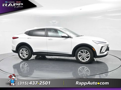 Used 2024 Buick Envista Preferred FWD image 3