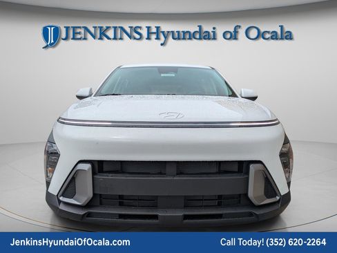 New 2026 Hyundai Kona SE image 10