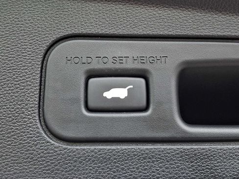 Certified 2024 Acura MDX w/ Technology Package AWD/4WD image 32