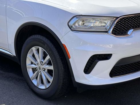 Used 2023 Dodge Durango SXT Launch Edition AWD/4WD image 11