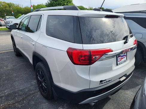 Used 2019 GMC Acadia SLT AWD/4WD image 4