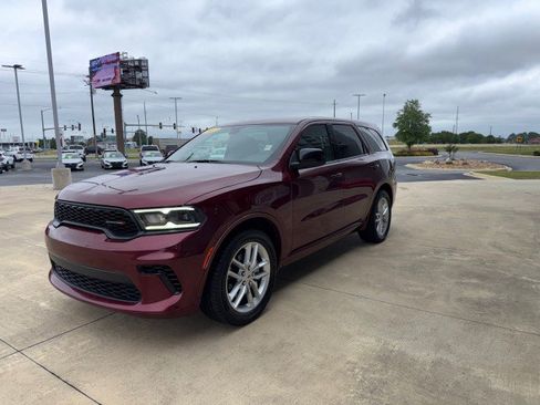 Used 2023 Dodge Durango GT RWD image 5