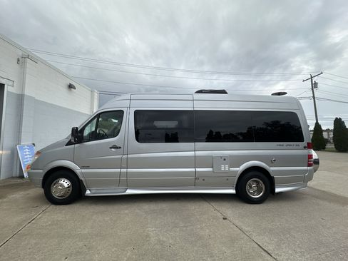 Used 2012 Mercedes-Benz Sprinter 3500 image 4