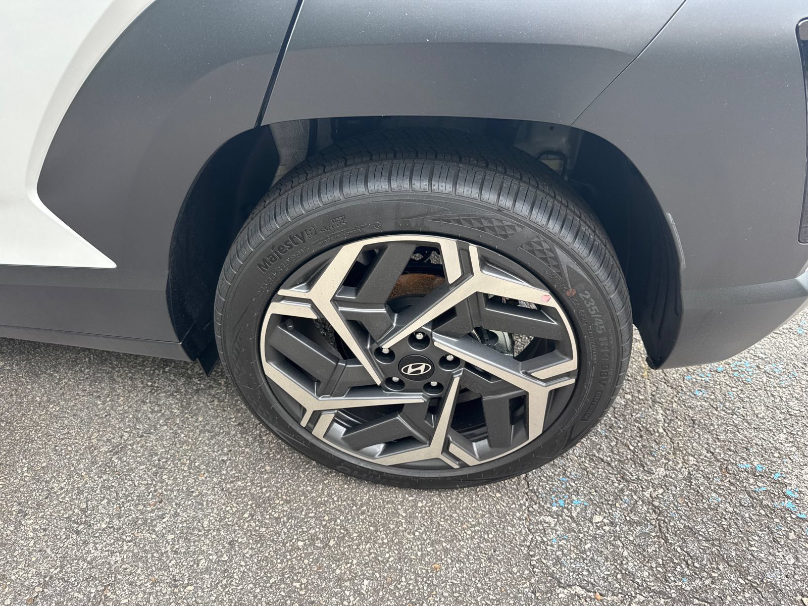 Used 2026 Hyundai Kona SEL Premium FWD image 19