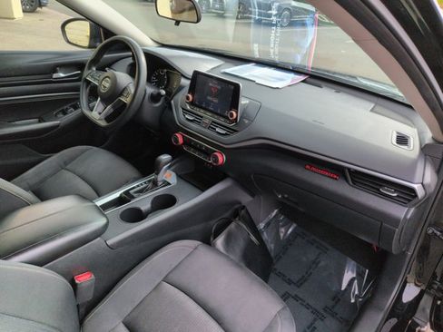Used 2019 Nissan Altima 2.5 S FWD image 20