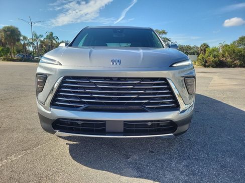 New 2026 Buick Enclave Preferred image 3