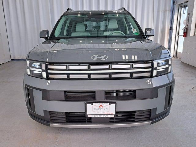 Used 2025 Hyundai Santa Fe SEL FWD image 3