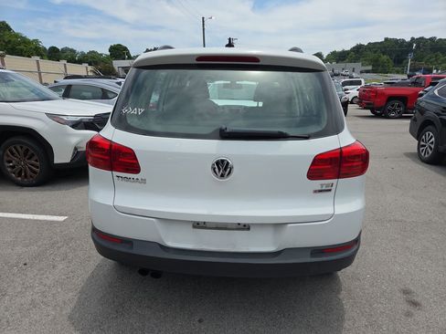 Used 2017 Volkswagen Tiguan S AWD/4WD image 6