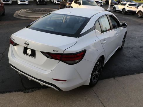 Used 2023 Nissan Sentra SV w/ All-Weather Package FWD image 4