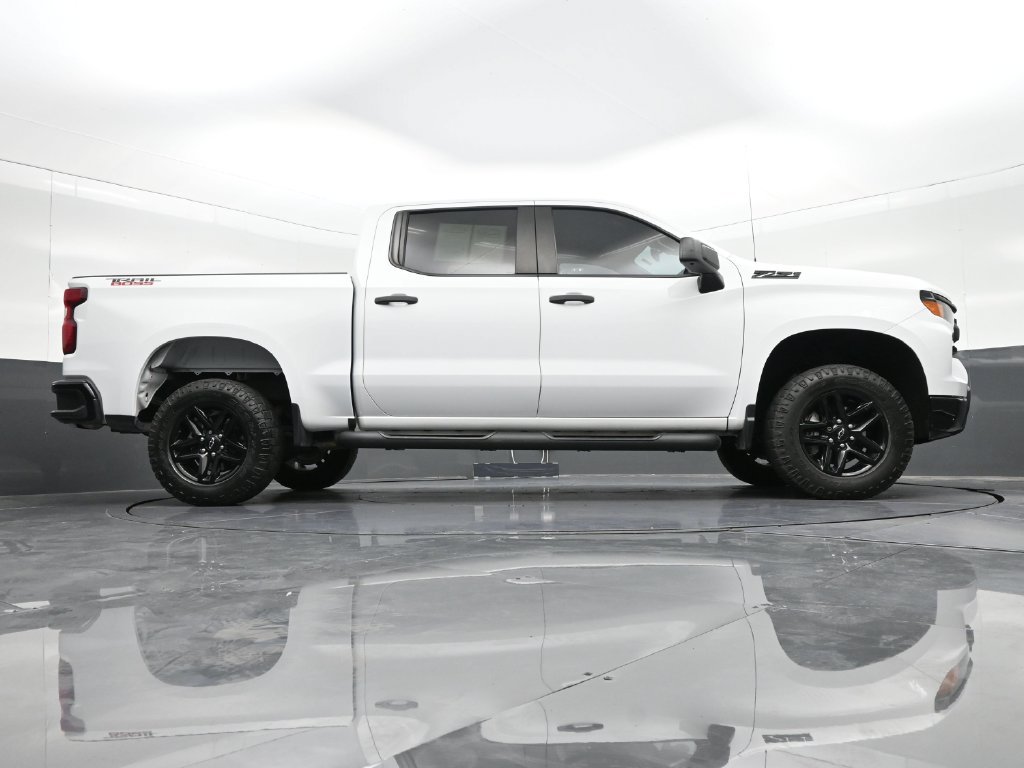 Used 2023 Chevrolet Silverado 1500 Custom Trail Boss w/ LPO, Dark Essentials Package AWD/4WD image 28