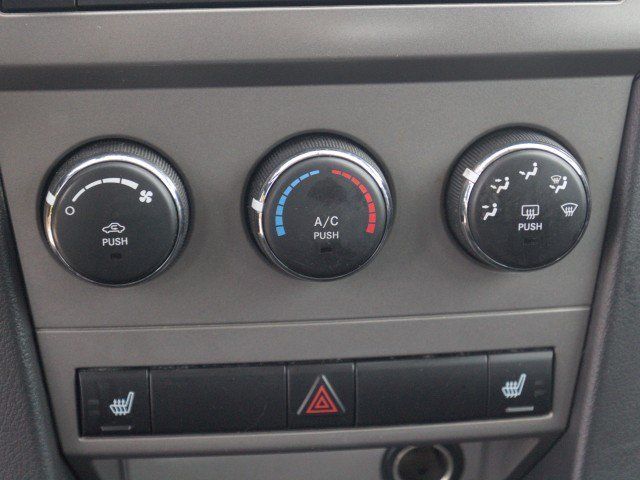 Used 2010 Dodge Avenger Express FWD image 20