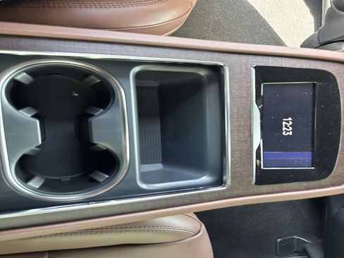 New 2026 Lincoln Navigator L Reserve AWD/4WD image 18