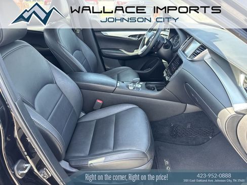 Used 2019 INFINITI QX50 Luxe w/ Navigation Package AWD/4WD image 39