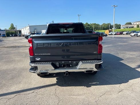 Used 2022 Chevrolet Silverado 1500 LT w/ Z71 Off-Road Package AWD/4WD image 6