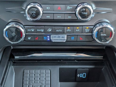 New 2026 Ford F250 Lariat w/ Lariat Ultimate Package AWD/4WD image 19