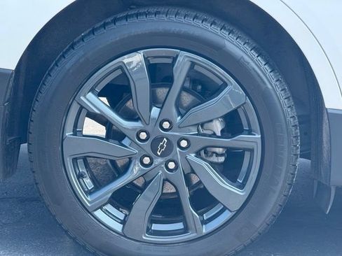 Used 2023 Chevrolet Equinox RS w/ RS Leather Package AWD/4WD image 11