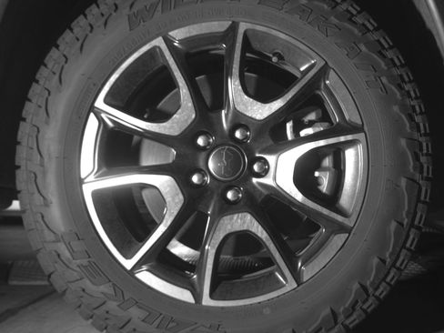 Used 2025 Jeep Compass Trailhawk AWD/4WD image 13