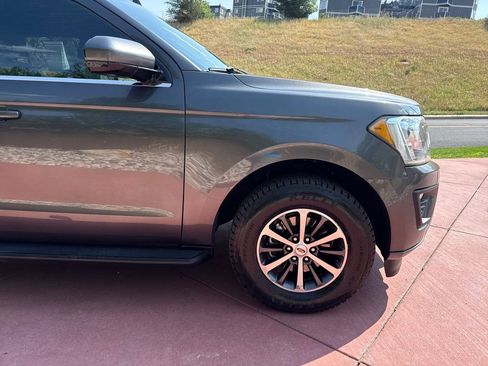 Used 2020 Ford Expedition XLT AWD/4WD image 34