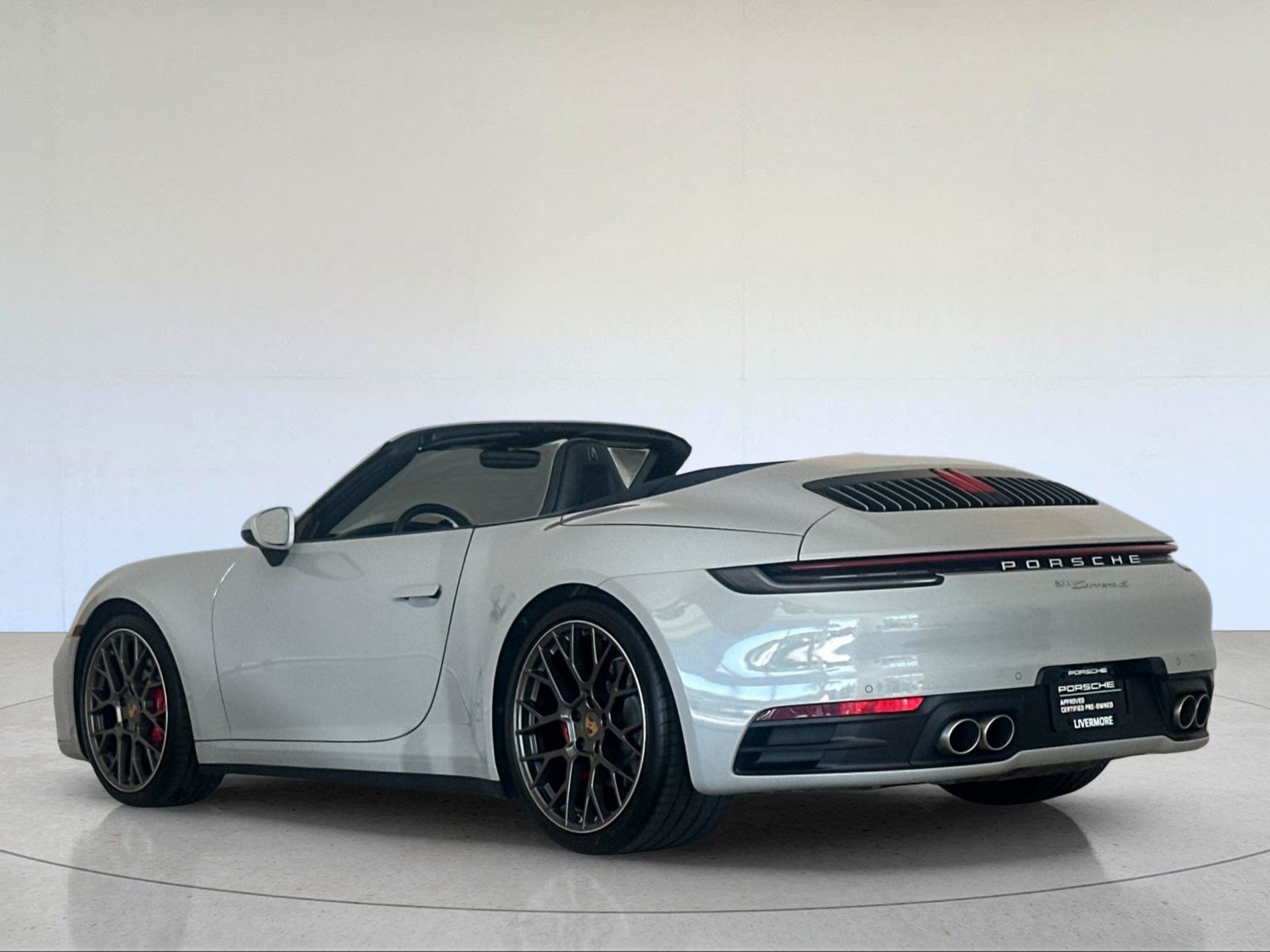 Used 2020 Porsche 911 Carrera S RWD image 3