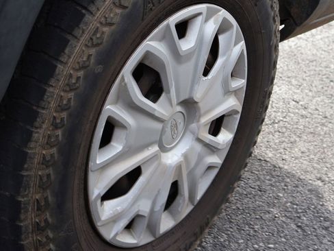 Used 2017 Ford Transit 350 XLT image 20