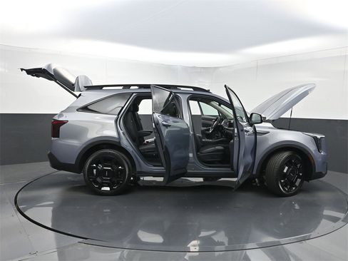 Used 2024 Kia Sorento X-Line EX image 37