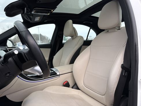 Used 2022 Mercedes-Benz C 300 4MATIC Sedan w/ Pinnacle Trim Package image 23