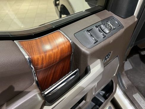 Used 2020 Ford F250 King Ranch w/ FX4 Off-Road Package AWD/4WD image 22