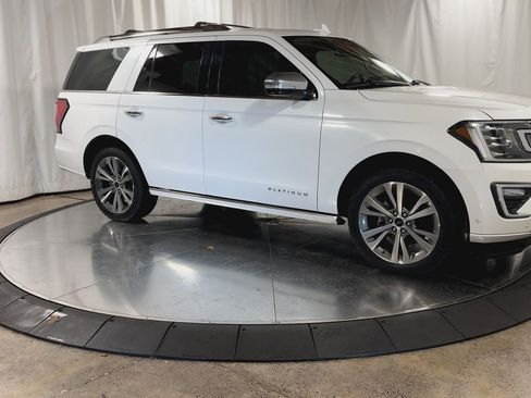 Used 2020 Ford Expedition Platinum image 3