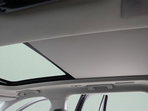 Used 2025 Lincoln Aviator Reserve w/ Equipment Group 201A image 9