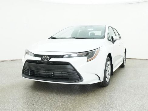 New 2026 Toyota Corolla LE image 32